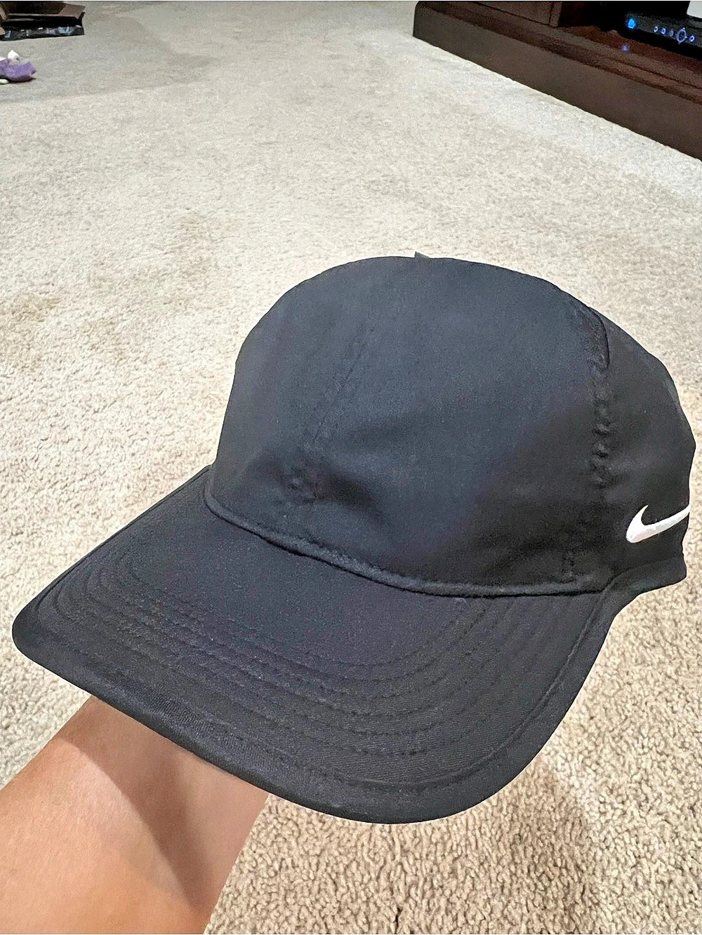 *NWT* Nike Dri-Fit Team Featherlight Solid Cap Black Swoosh Cap - Picture 4 of 5